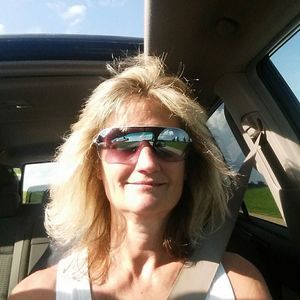 Meet your Posher, Connie